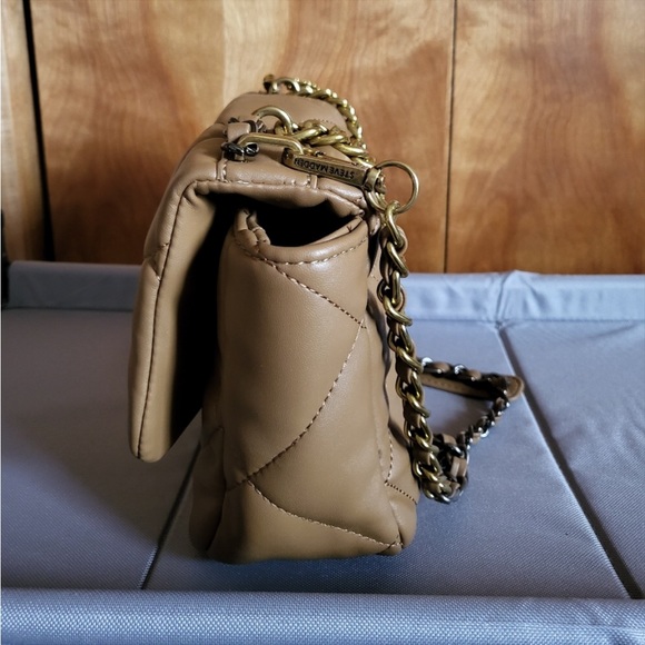 Steve Madden Bterra Flap Over Crossbody - Picture 9 of 9